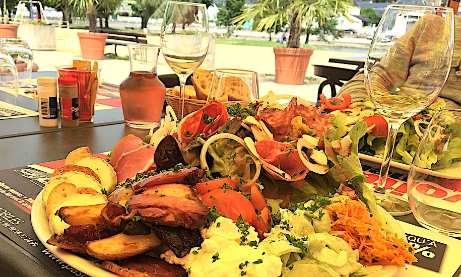 Restaurant De La Plage Route Touristique De La Vallée Du Cher